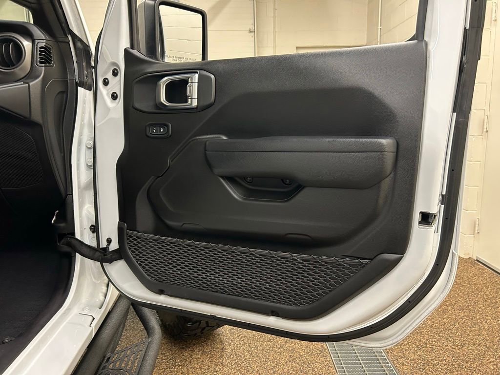 Used 2023 Jeep Wrangler Unlimited Sport AWD/4WD image 15