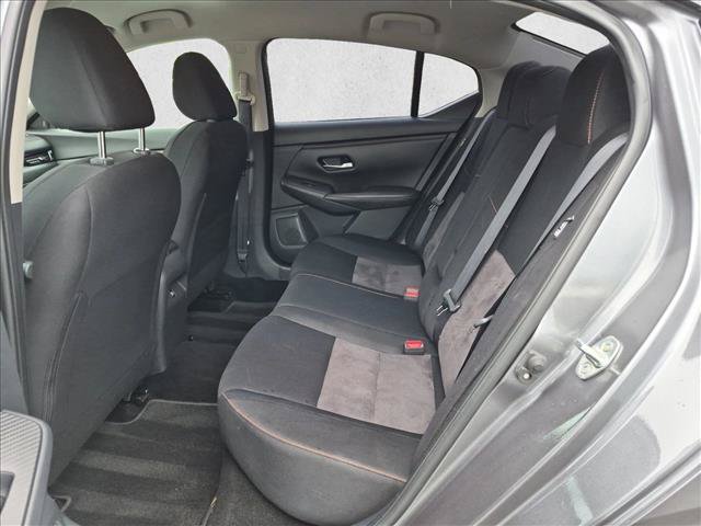 Used 2023 Nissan Sentra SR w/ Midnight Edition Package FWD image 17
