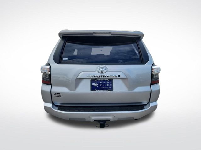 Used 2022 Toyota 4Runner SR5 Premium image 5