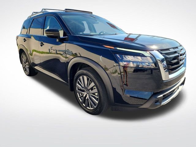 Used 2025 Nissan Pathfinder SL w/ SL Premium Package image 8