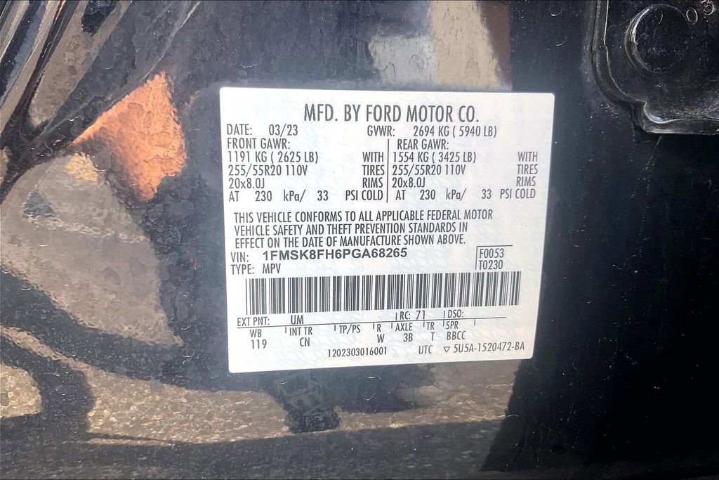 Used 2023 Ford Explorer Limited image 27