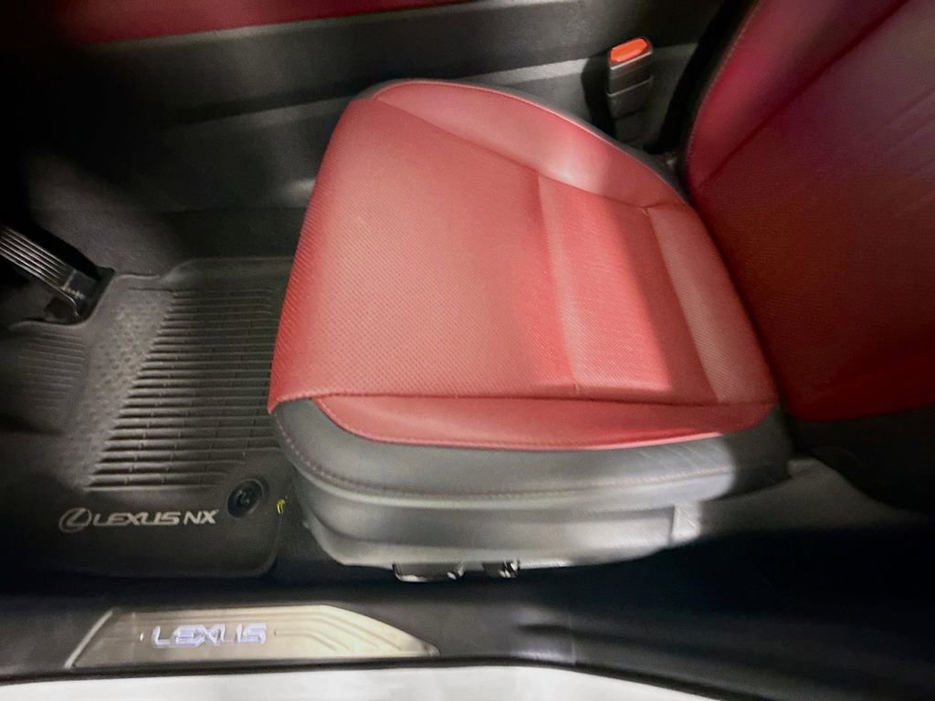 Used 2025 Lexus NX 350h 350h Premium image 18