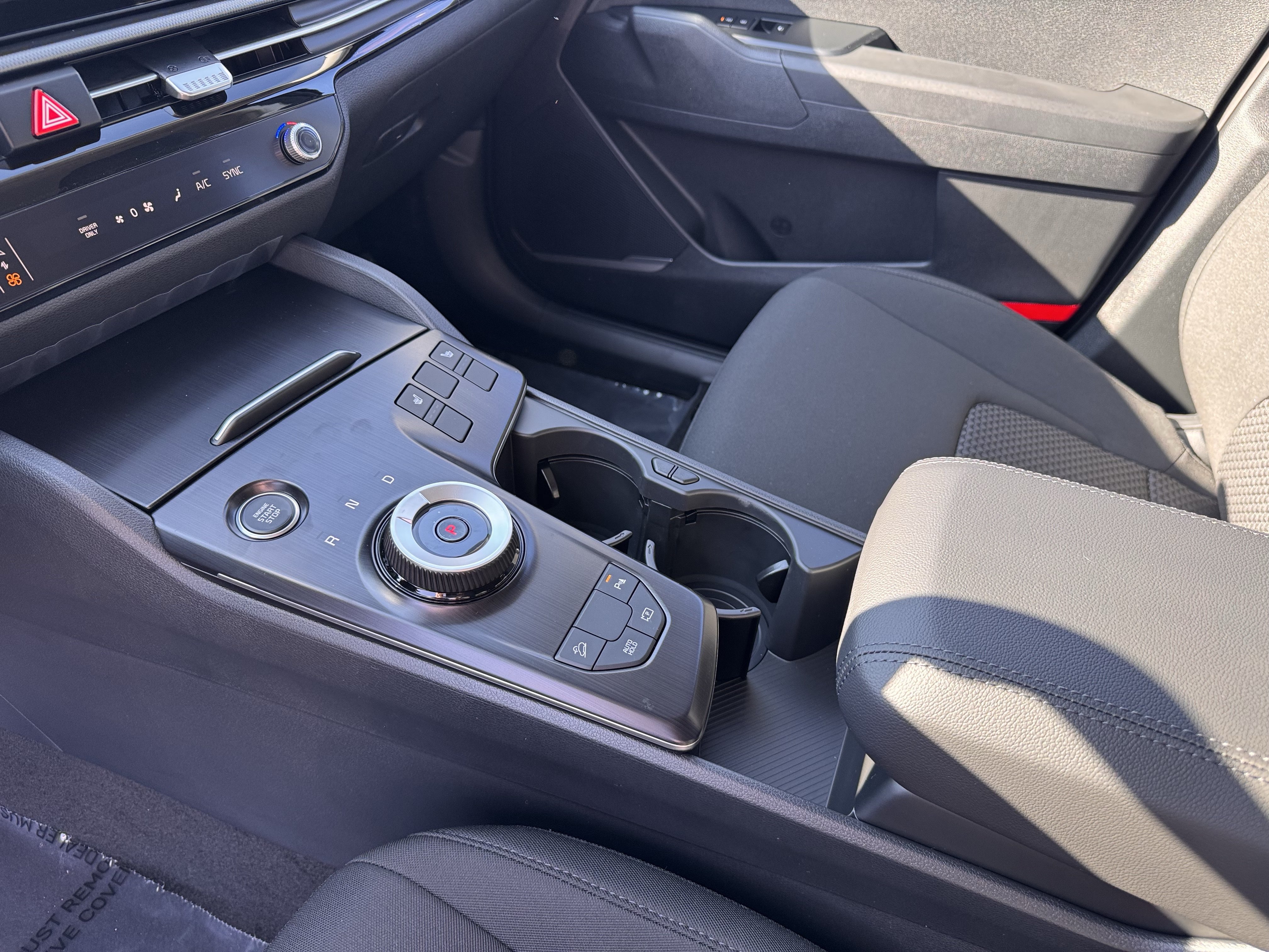 New 2027 Kia Sportage S FWD image 11