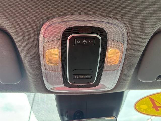 Used 2024 Hyundai Elantra SE FWD image 21