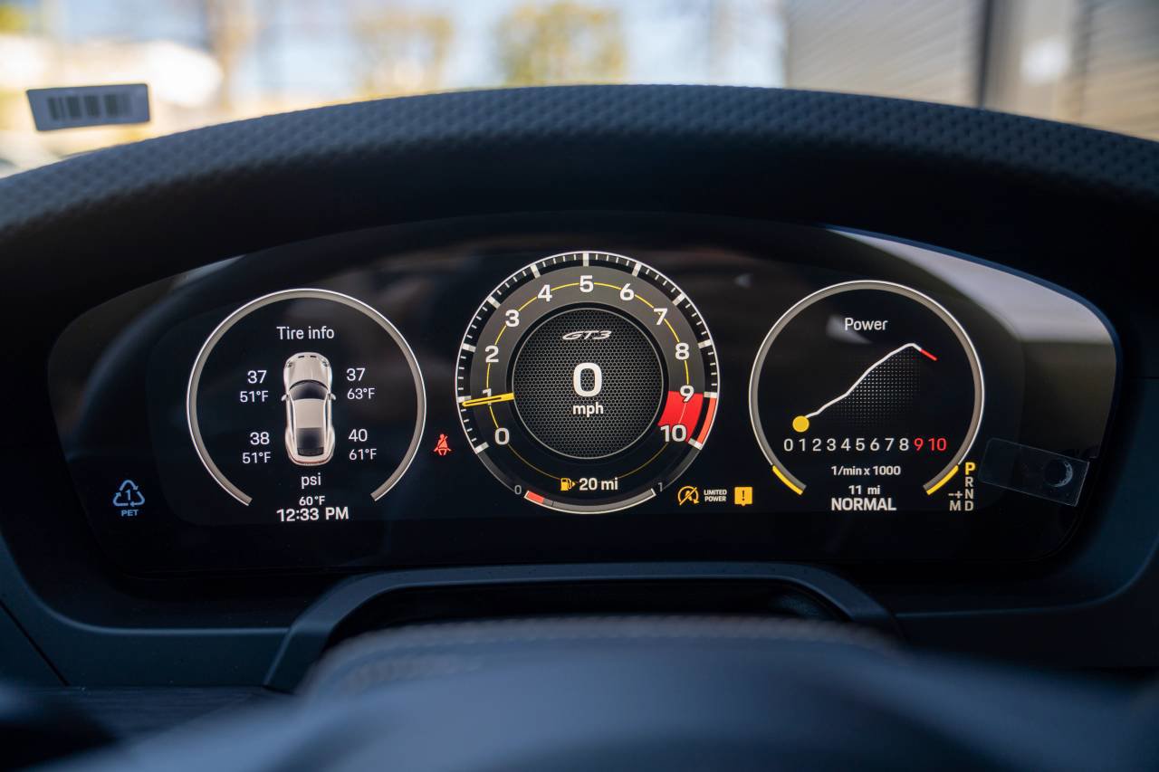 New 2026 Porsche 911 GT3 image 17