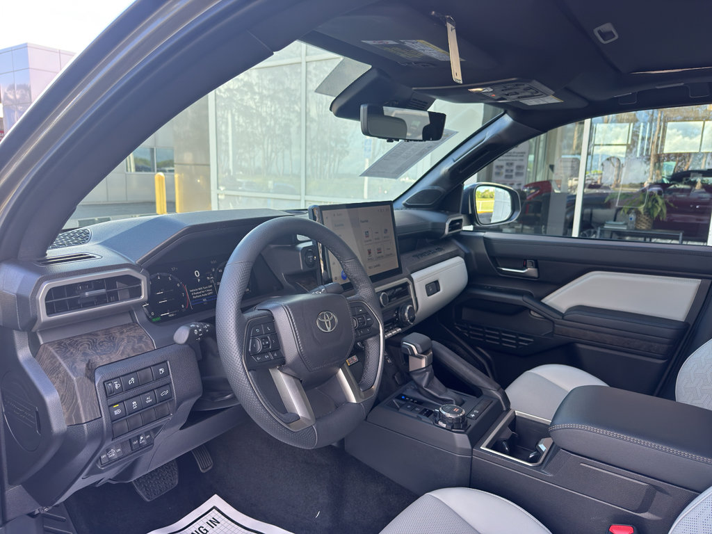 Used 2025 Toyota Tacoma Limited image 3