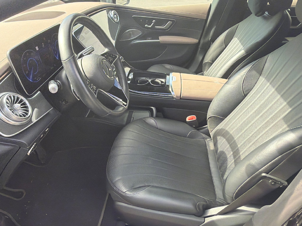 Used 2023 Mercedes-Benz EQS 450+ Sedan image 4
