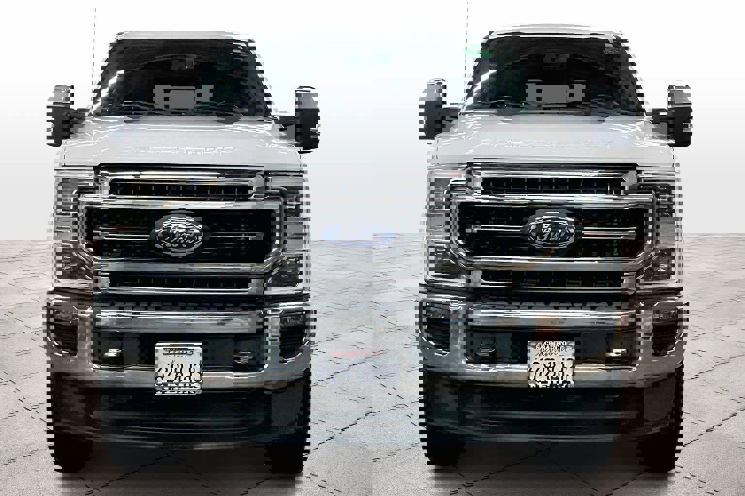 Used 2021 Ford F350 Lariat w/ Lariat Ultimate Package image 3