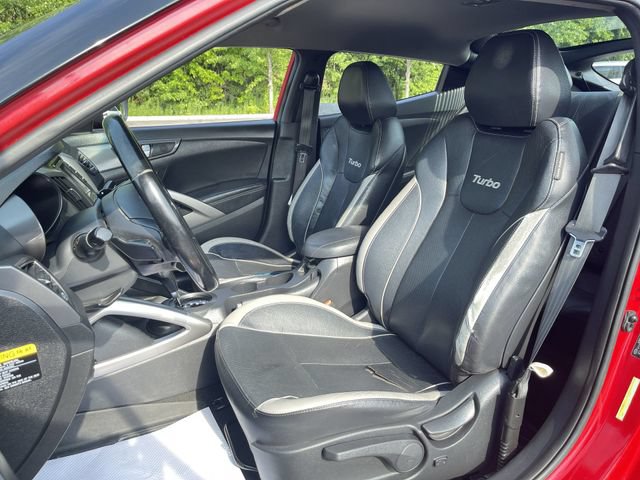 Used 2015 Hyundai Veloster Turbo FWD image 18