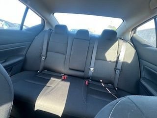 Used 2025 Nissan Altima 2.5 SV image 16