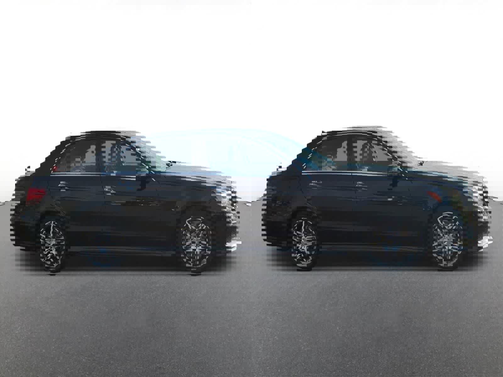 Used 2014 Mercedes-Benz E 550 4MATIC Sedan image 7