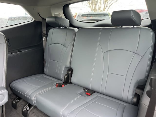 Used 2020 Buick Enclave Premium w/ Surround and Sites Package AWD/4WD image 13