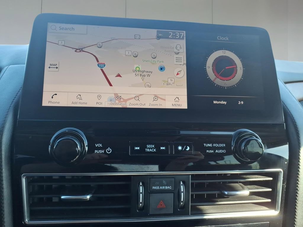 Used 2023 Nissan Armada SL w/ Captain's Chairs Package image 19