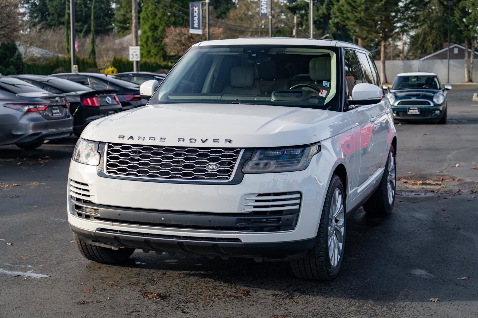 Used 2018 Land Rover Range Rover Supercharged AWD/4WD image 4