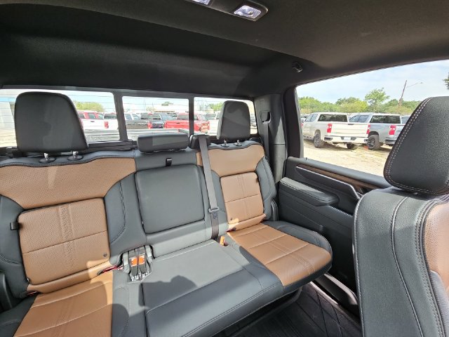 Certified 2026 Chevrolet Silverado 3500 High Country w/ High Country Premium Package AWD/4WD image 15
