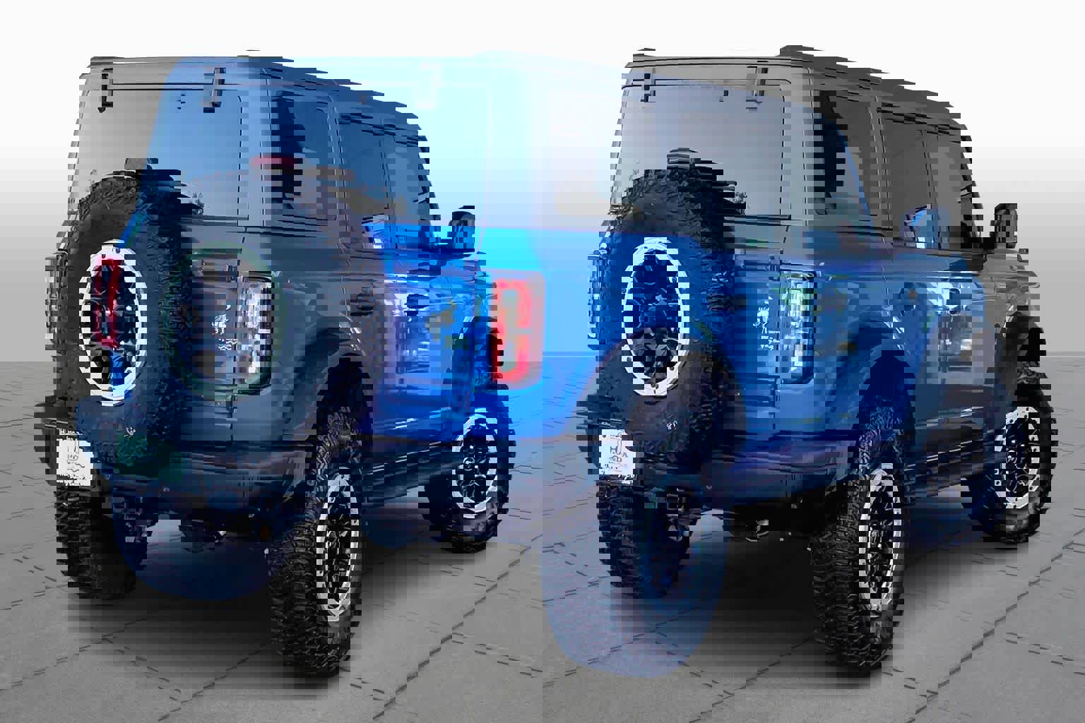 Used 2024 Ford Bronco Badlands image 13