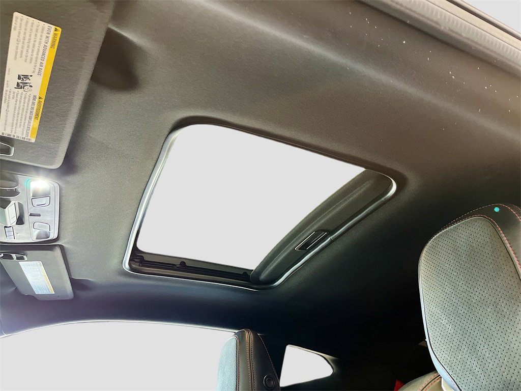 Used 2018 Chevrolet Camaro ZL1 image 22