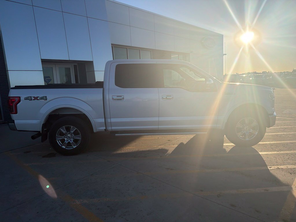 Used 2016 Ford F150 Lariat AWD/4WD image 9