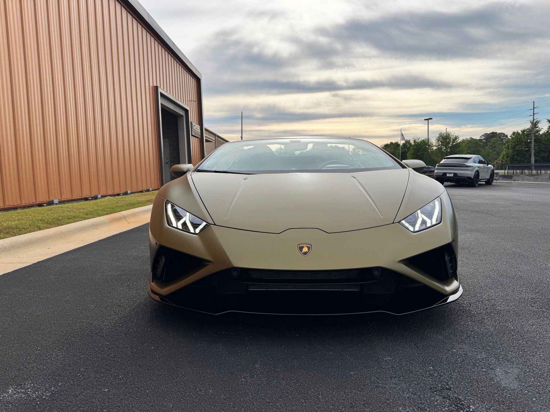 Used 2023 Lamborghini Huracan EVO RWD image 18