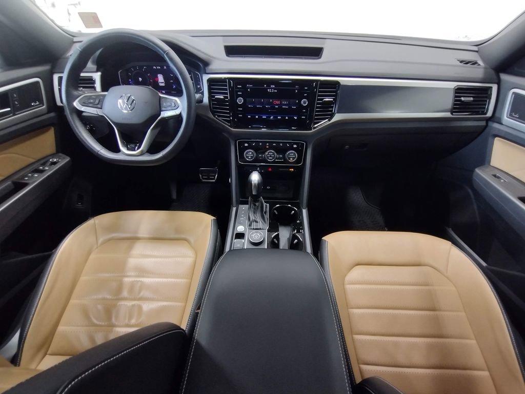 Used 2023 Volkswagen Atlas Cross Sport SEL Premium R-Line image 41
