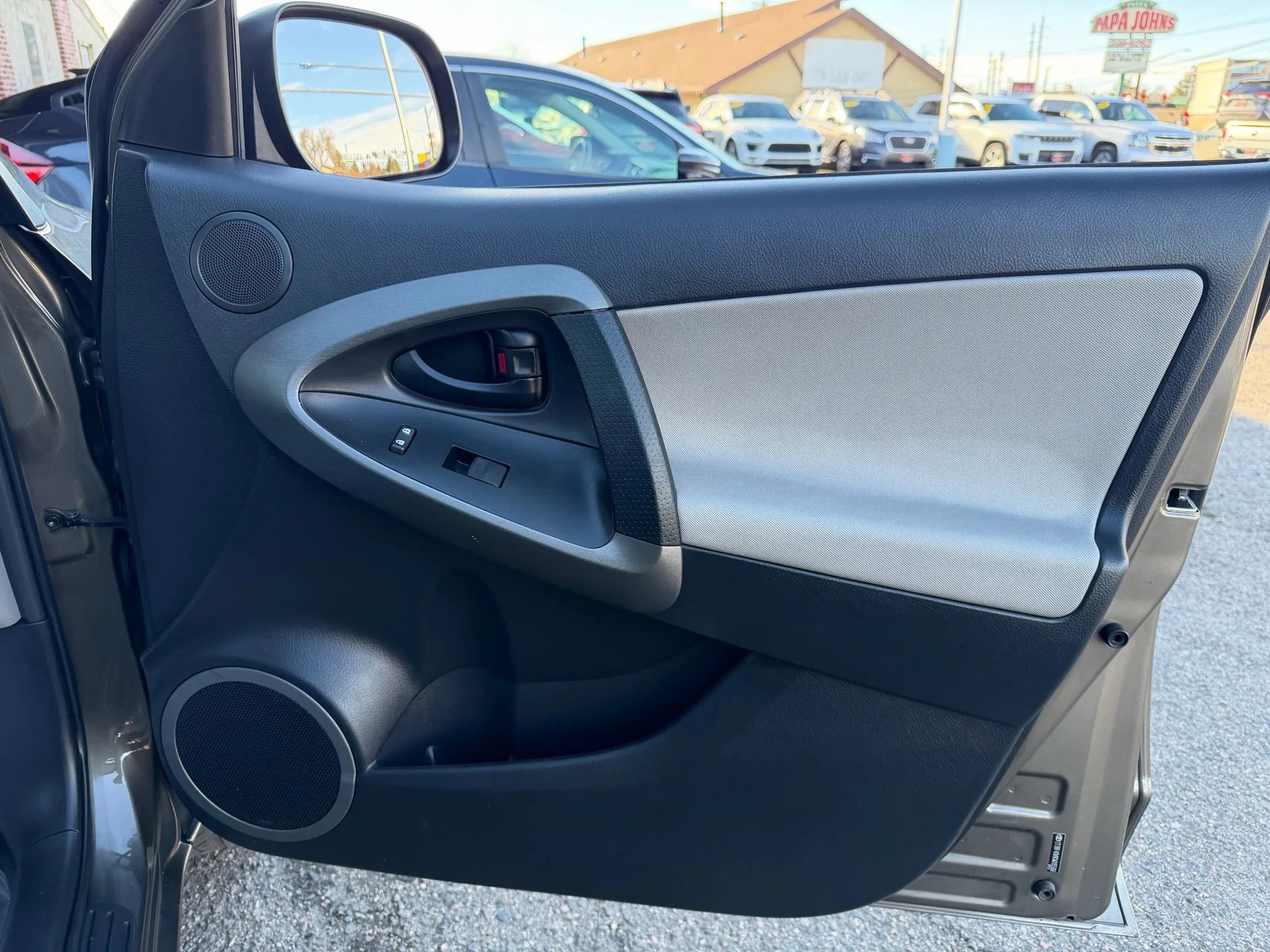 Used 2012 Toyota RAV4 4WD w/ Value Pkg image 17