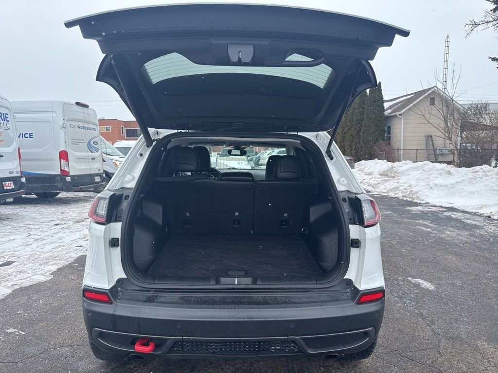 Used 2022 Jeep Cherokee Trailhawk w/ Premium Leather Package image 45