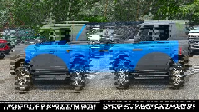 New 2025 Ford Bronco Badlands image 3