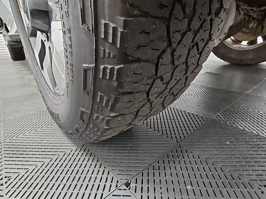 Used 2024 Chevrolet Silverado 2500 Custom w/ Custom Value Package image 36