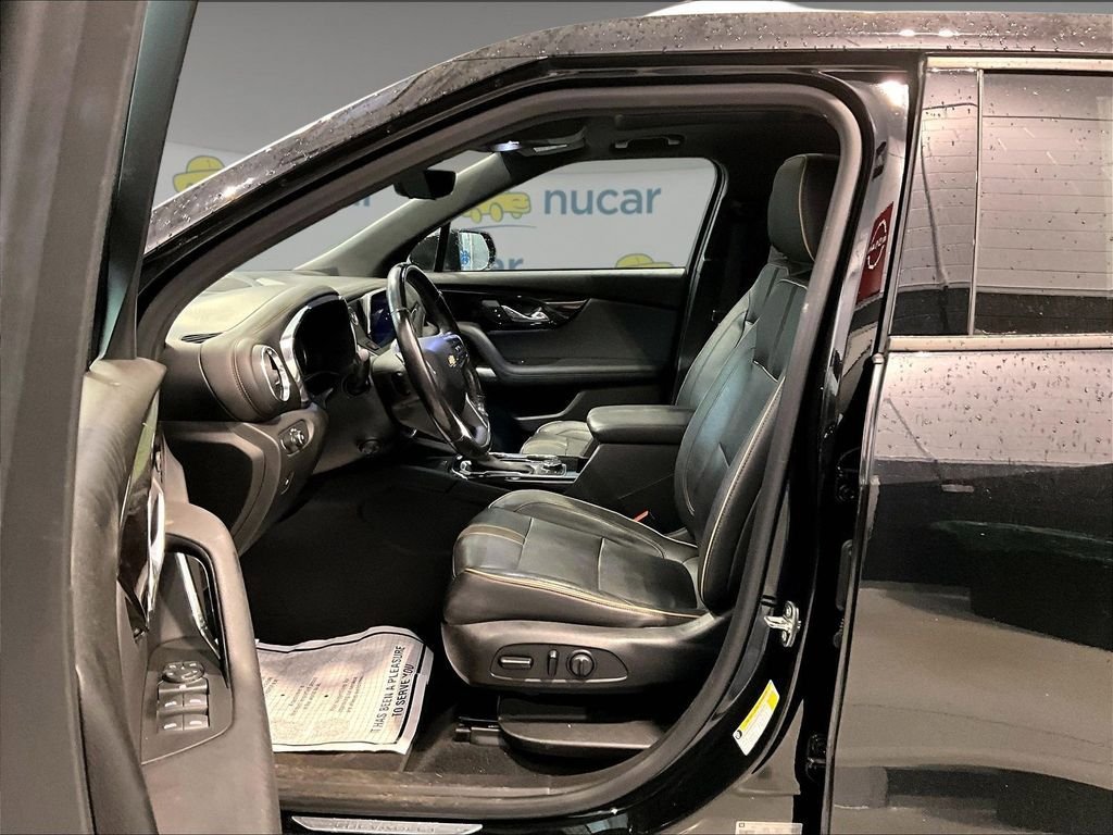Used 2019 Chevrolet Blazer Premier w/ Sun and Wheels Package AWD/4WD image 12