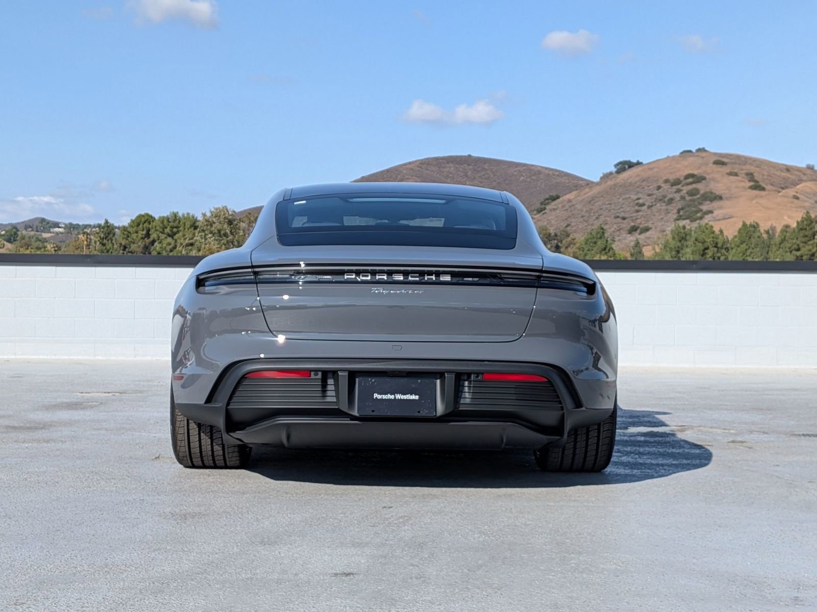 Used 2026 Porsche Taycan image 10