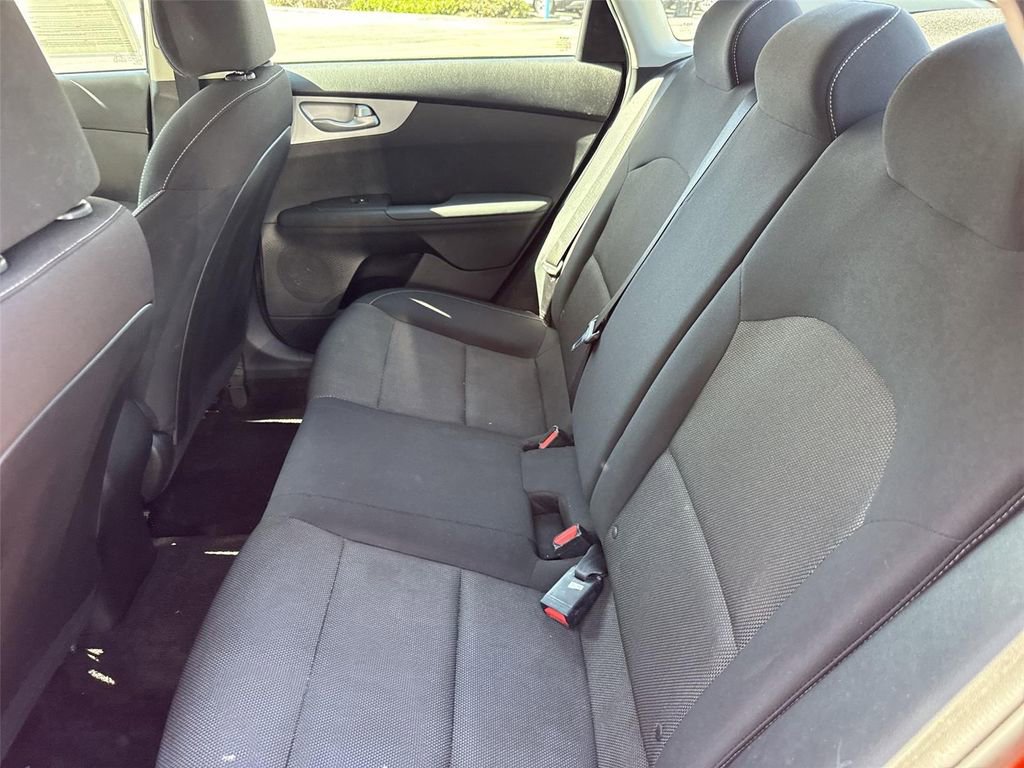 Used 2023 Kia Forte LXS w/ LXS Technology Package image 19