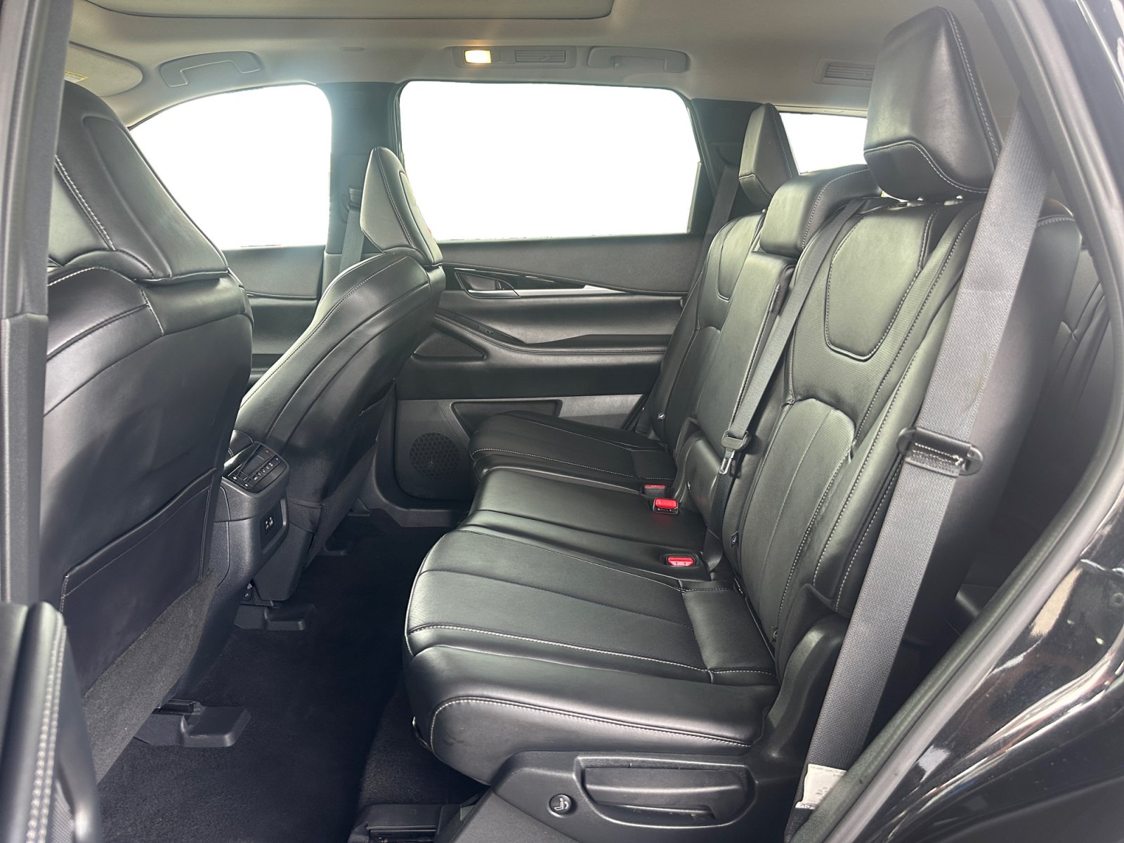 Used 2025 INFINITI QX60 Pure FWD image 13