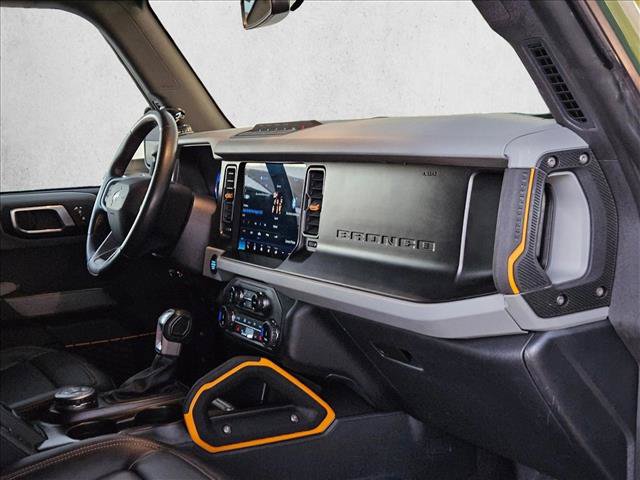 Used 2022 Ford Bronco Badlands w/ Sasquatch Package AWD/4WD image 17