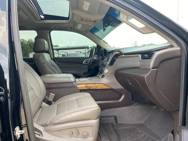 Used 2017 GMC Yukon Denali w/ Open Road Package AWD/4WD image 13