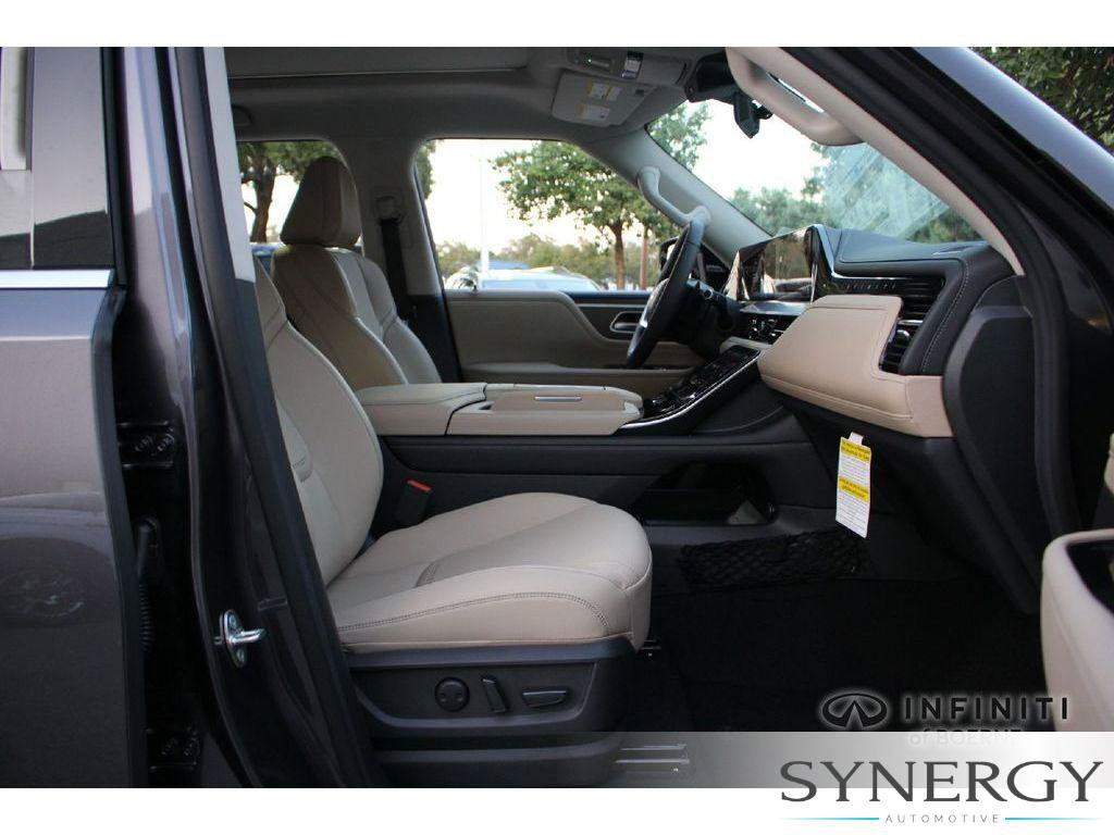 Certified 2026 INFINITI QX80 Pure AWD/4WD image 18