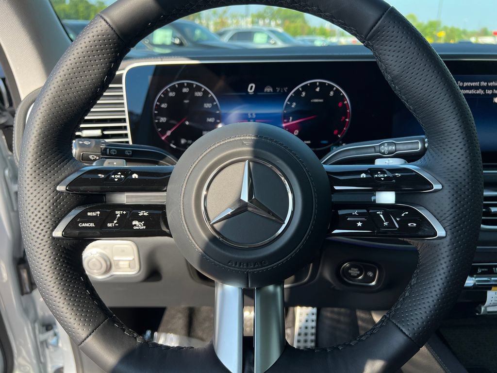 New 2026 Mercedes-Benz GLS 450 4MATIC image 17
