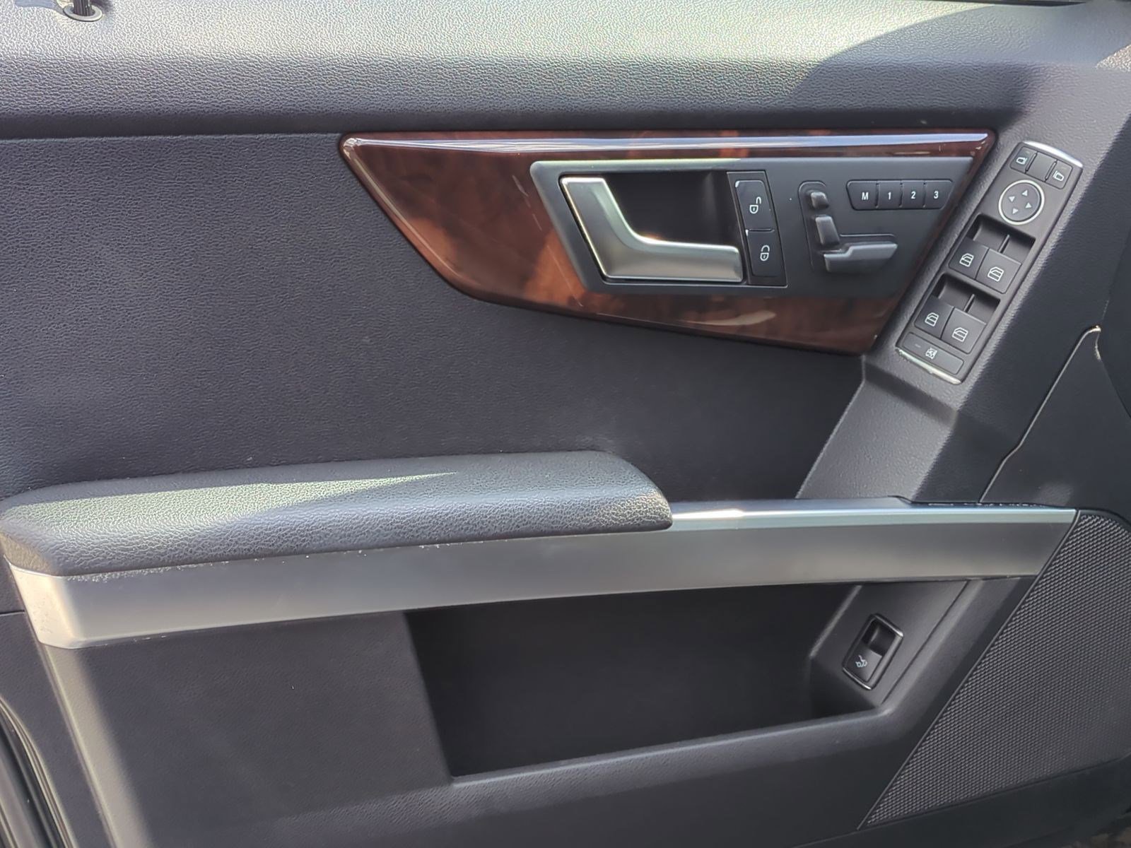 Used 2012 Mercedes-Benz GLK 350 4MATIC image 14