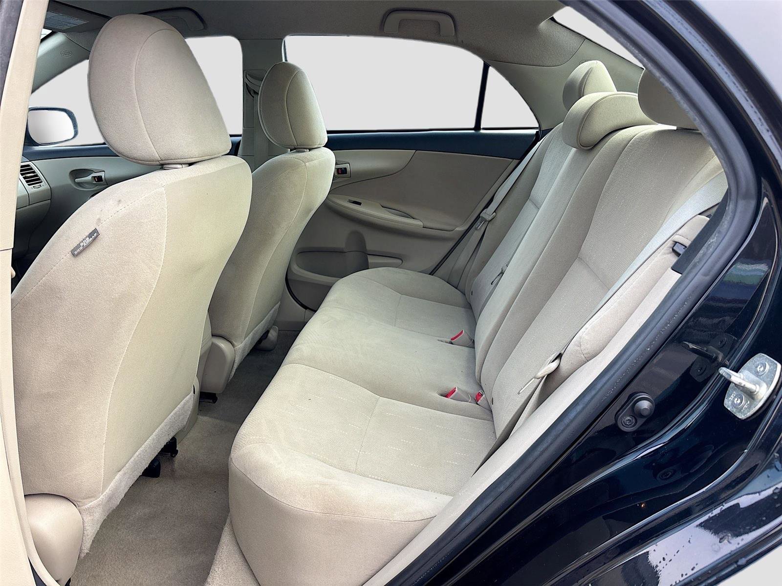 Used 2013 Toyota Corolla L image 25