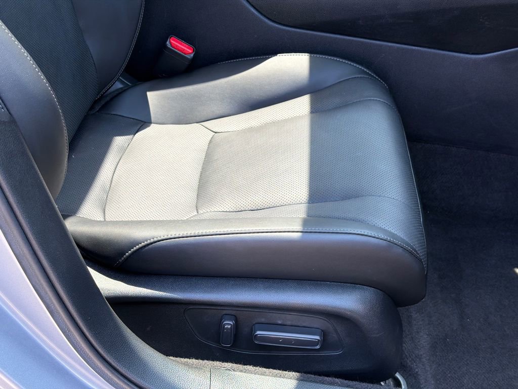 Used 2023 Honda Accord Sport image 10
