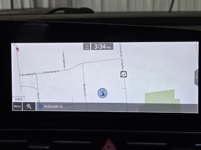 Used 2022 Hyundai Elantra Limited FWD image 14