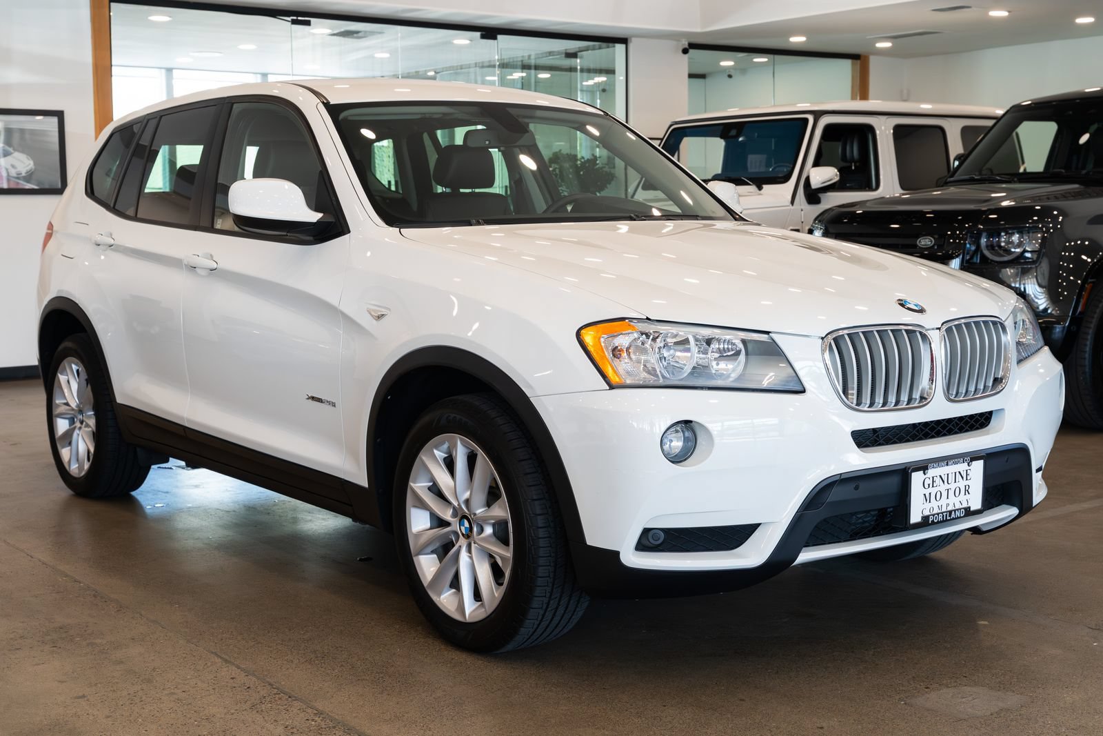 Used 2014 BMW X3 xDrive28i w/ Technology Package AWD/4WD image 3