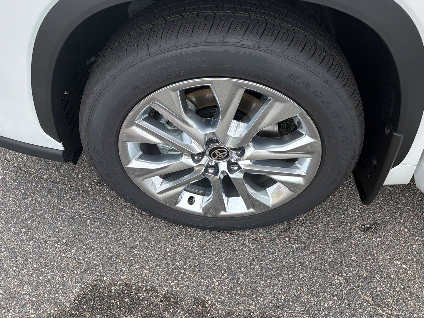 New 2026 Toyota Highlander Limited AWD/4WD image 37