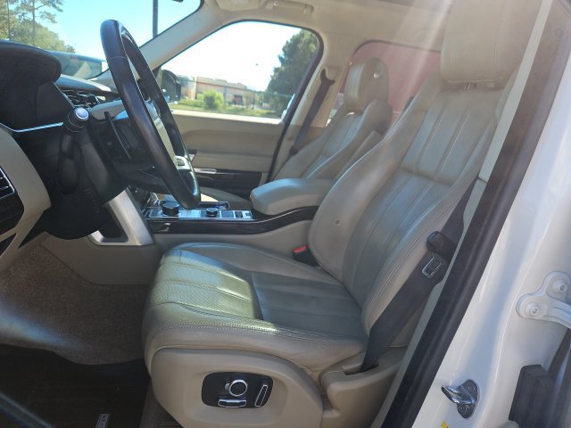 Used 2016 Land Rover Range Rover HSE AWD/4WD image 2