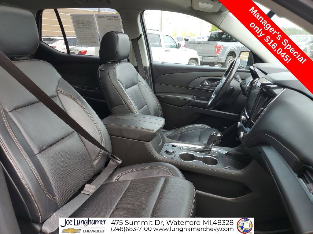 Used 2018 Chevrolet Traverse Premier w/ Redline Edition AWD/4WD image 31