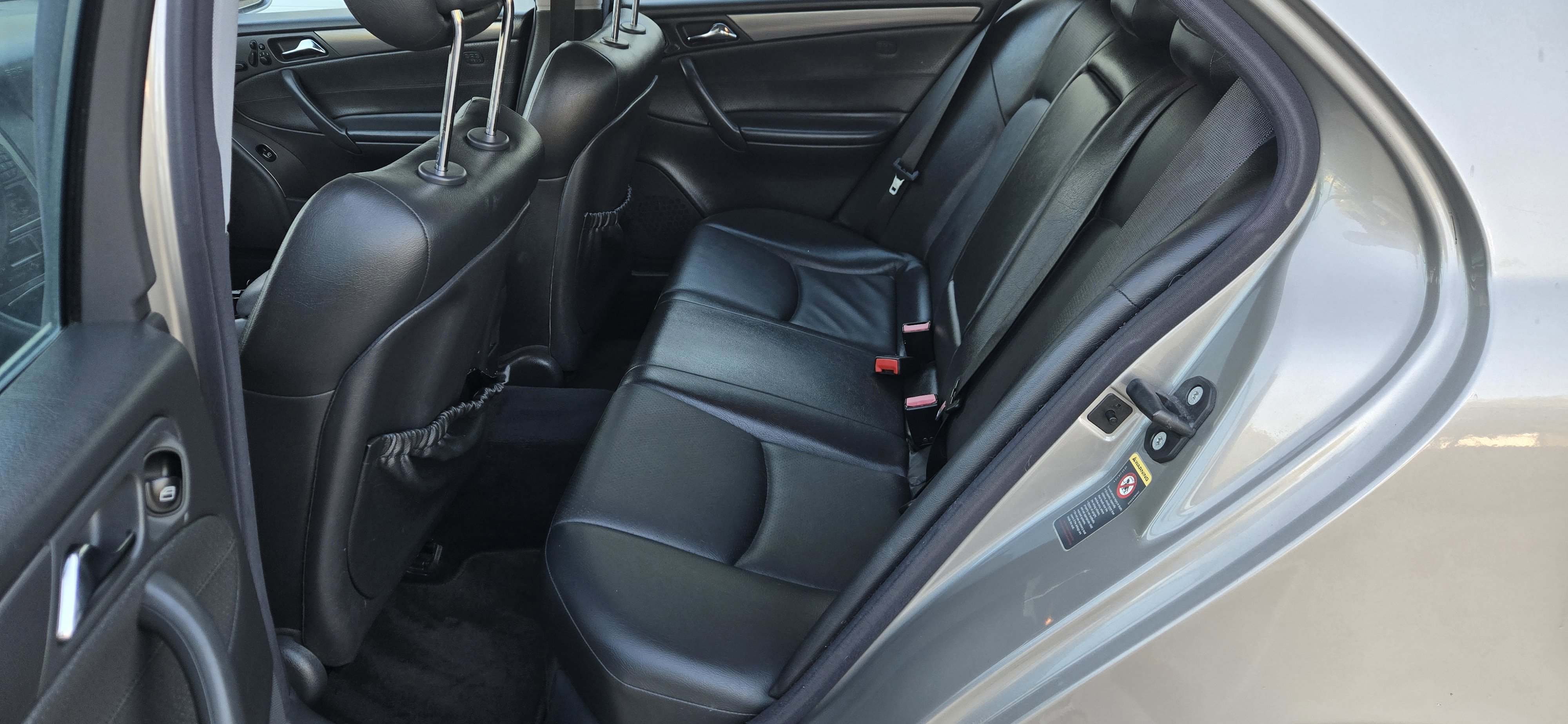 Used 2004 Mercedes-Benz C 320 Sedan image 18