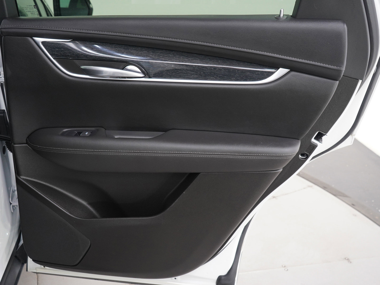 Used 2022 Cadillac XT5 Premium Luxury image 15