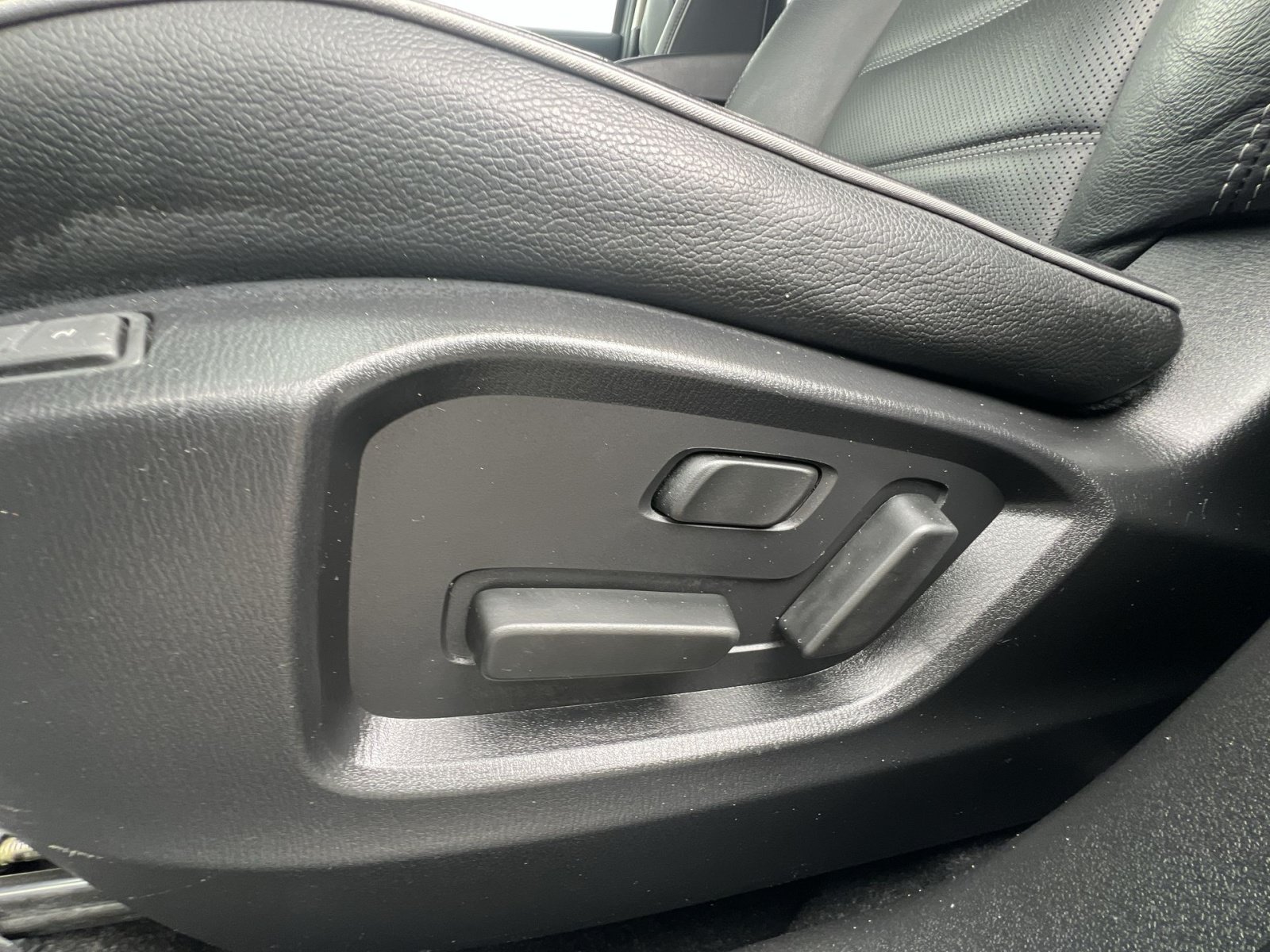 Used 2025 MAZDA CX-5 AWD 2.5 S w/ Preferred Package image 22