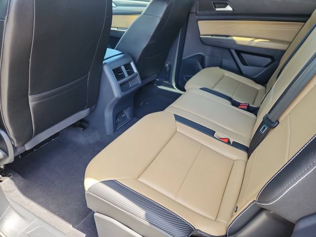 Used 2023 Volkswagen Atlas Cross Sport SEL AWD/4WD image 8