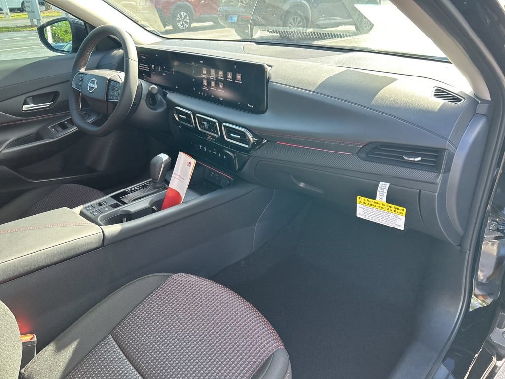 New 2026 Nissan Sentra SR w/ Floor Mat Package FWD image 41