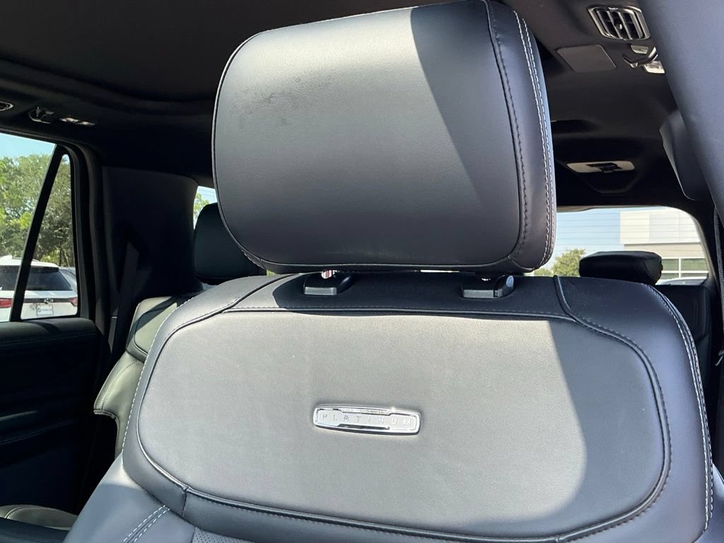 Certified 2025 Ford Expedition Max Platinum w/ Stealth Performance Package AWD/4WD image 32